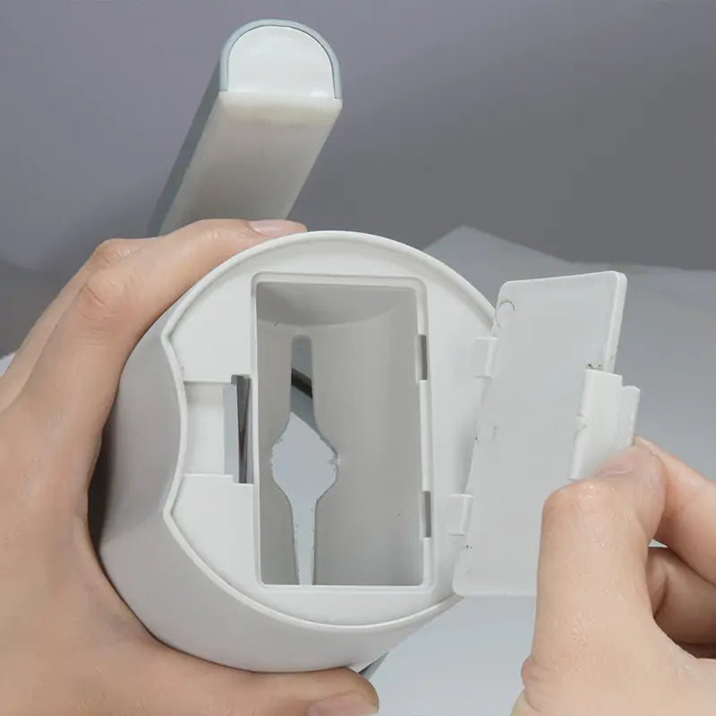 Self-cleaning Pet Litter Box